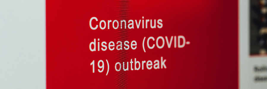 Der maskierte Autofahrer Corona Hinweis